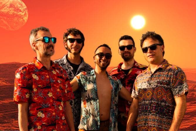 Los miembros de la banda en su foto de prensa