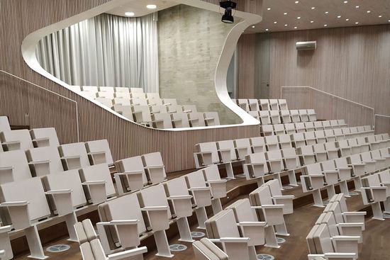 Fachada de la sede de la Fundación Francisco Giner de los Ríos