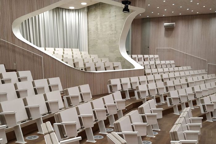 Fachada de la sede de la Fundación Francisco Giner de los Ríos