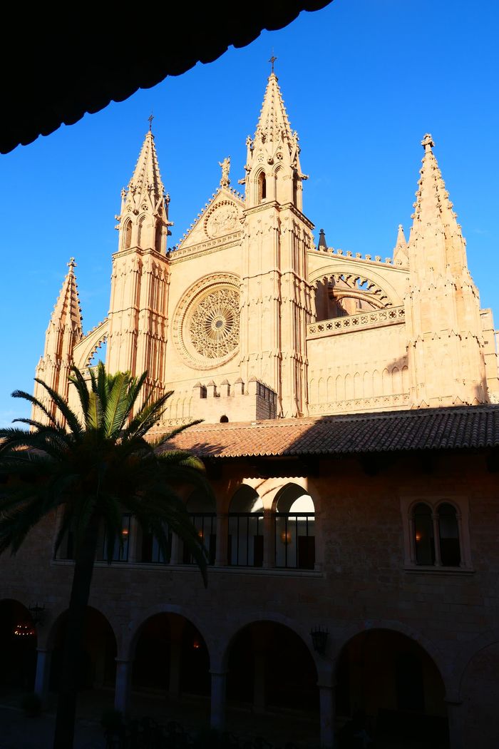 Vista del Palacio Real de La Almudaina